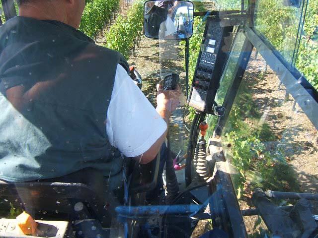003 2.JPG - Poste de conduite et de contrôle de la machine